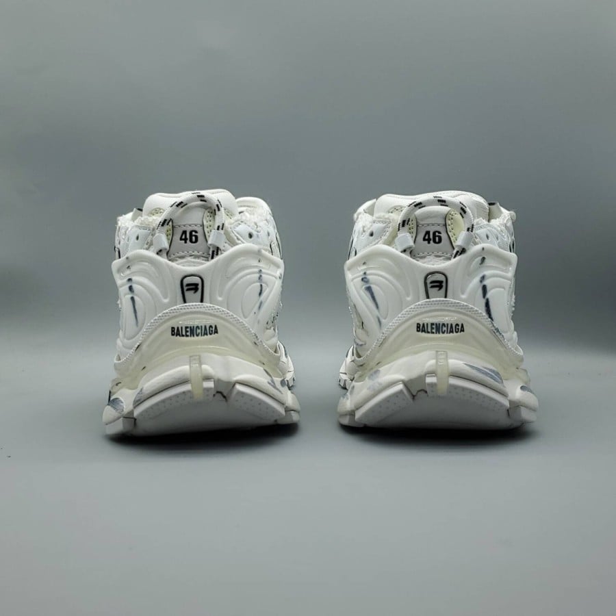 Balenciag* Runner Sneaker