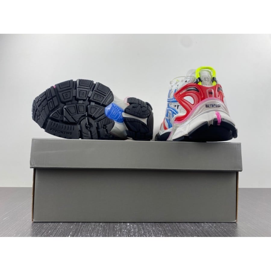Balenciag* Runner Sneaker