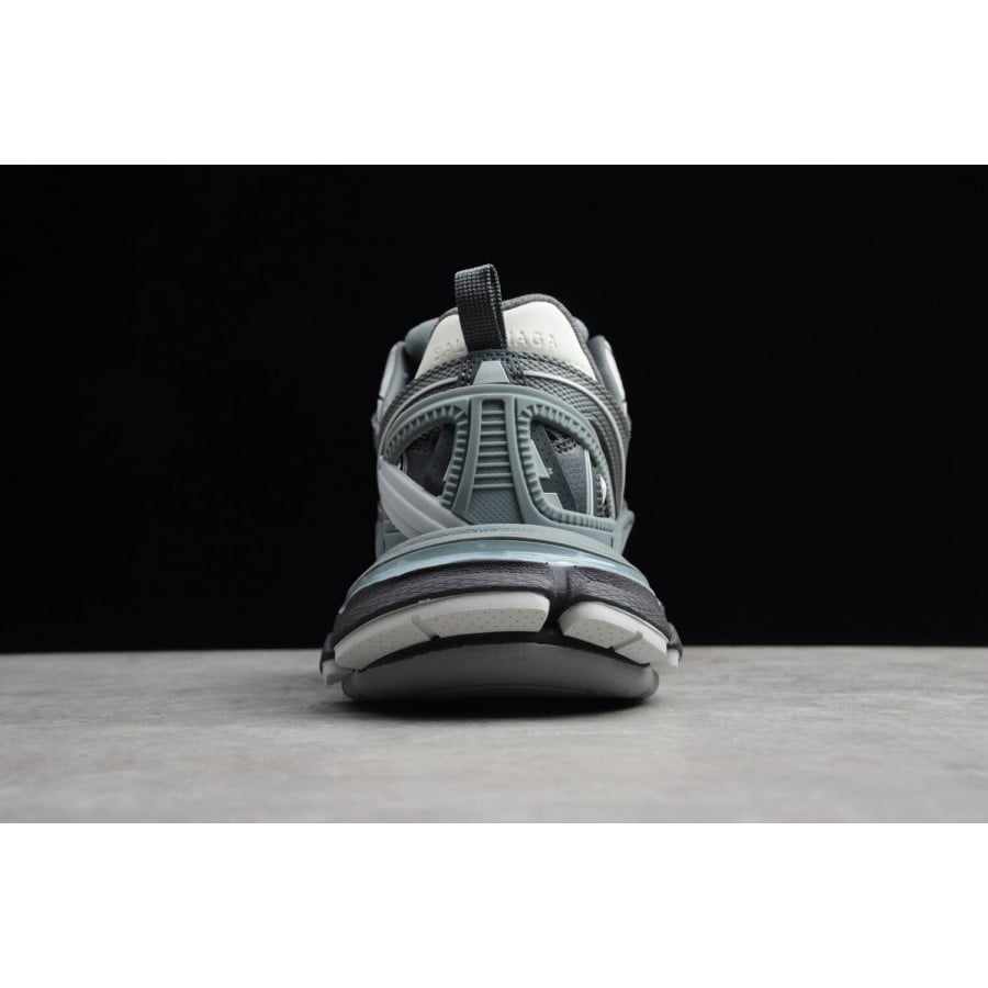 Balenciag* Track.2 Sneaker