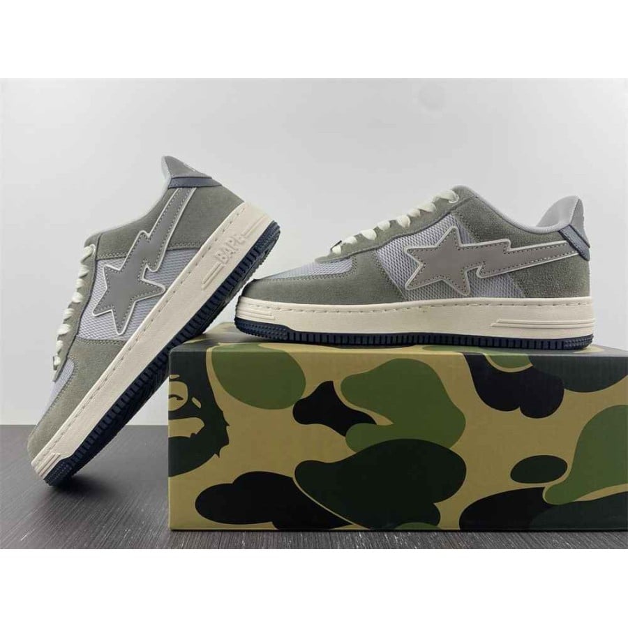 Stadium Goods x Bapesta