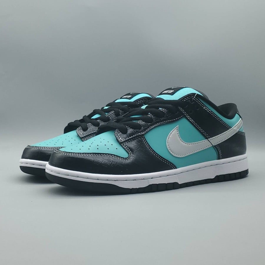 Di*m*nd supply co. x dunk low pro sb 