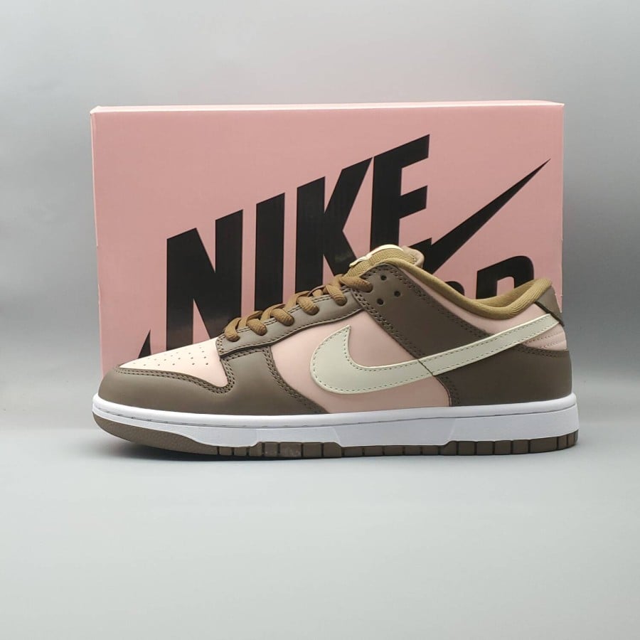 Stüssy x Dunk Low Pro SB