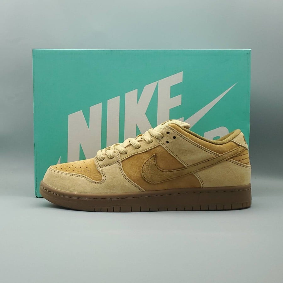 SB Dunk Low
