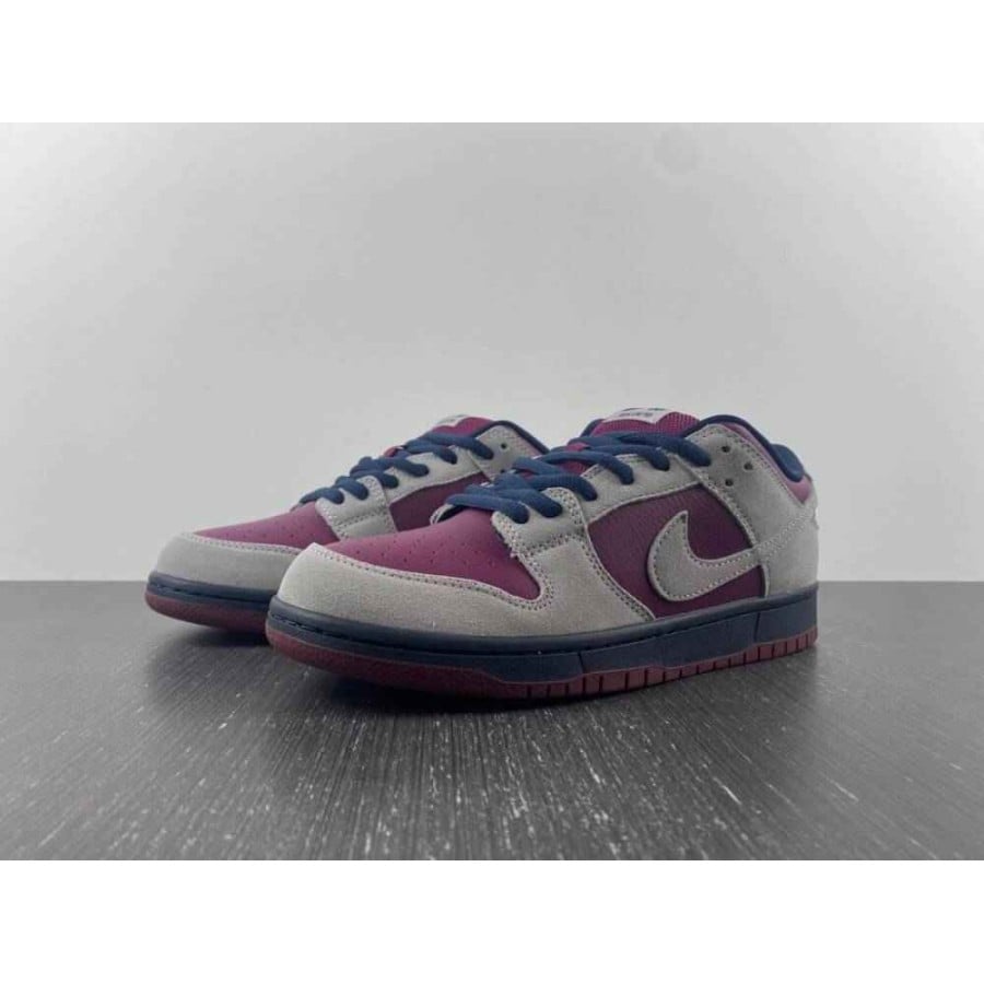 Dunk Low SB