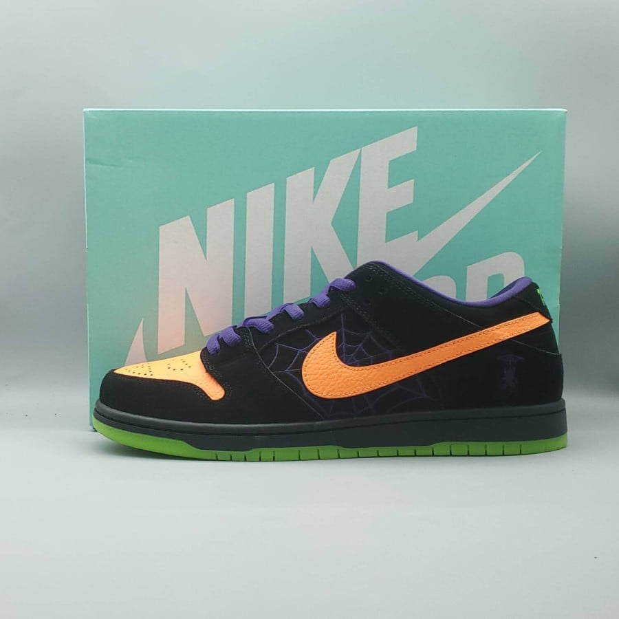 Dunk Low SB