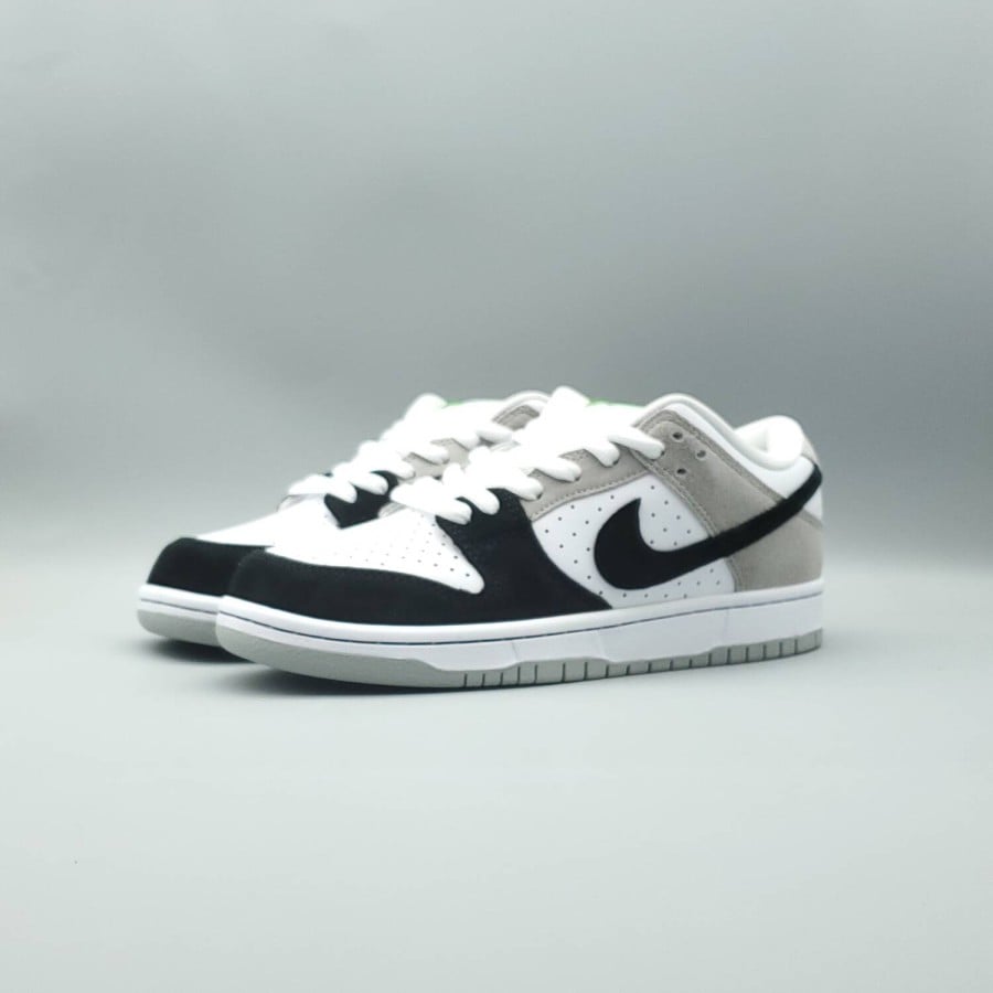 Dunk Low SB