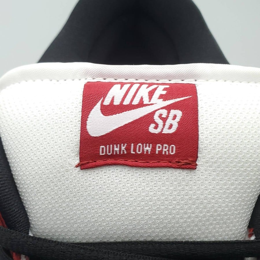 Dunk Low SB