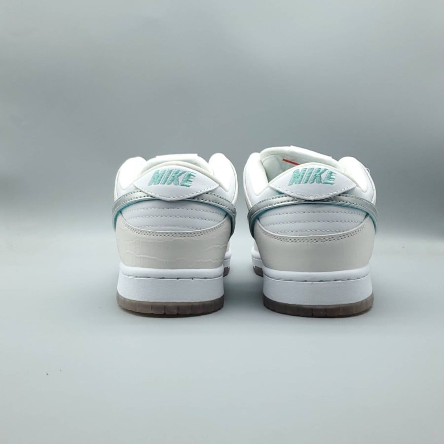 Diamond Supply Co. x Dunk Low Pro SB