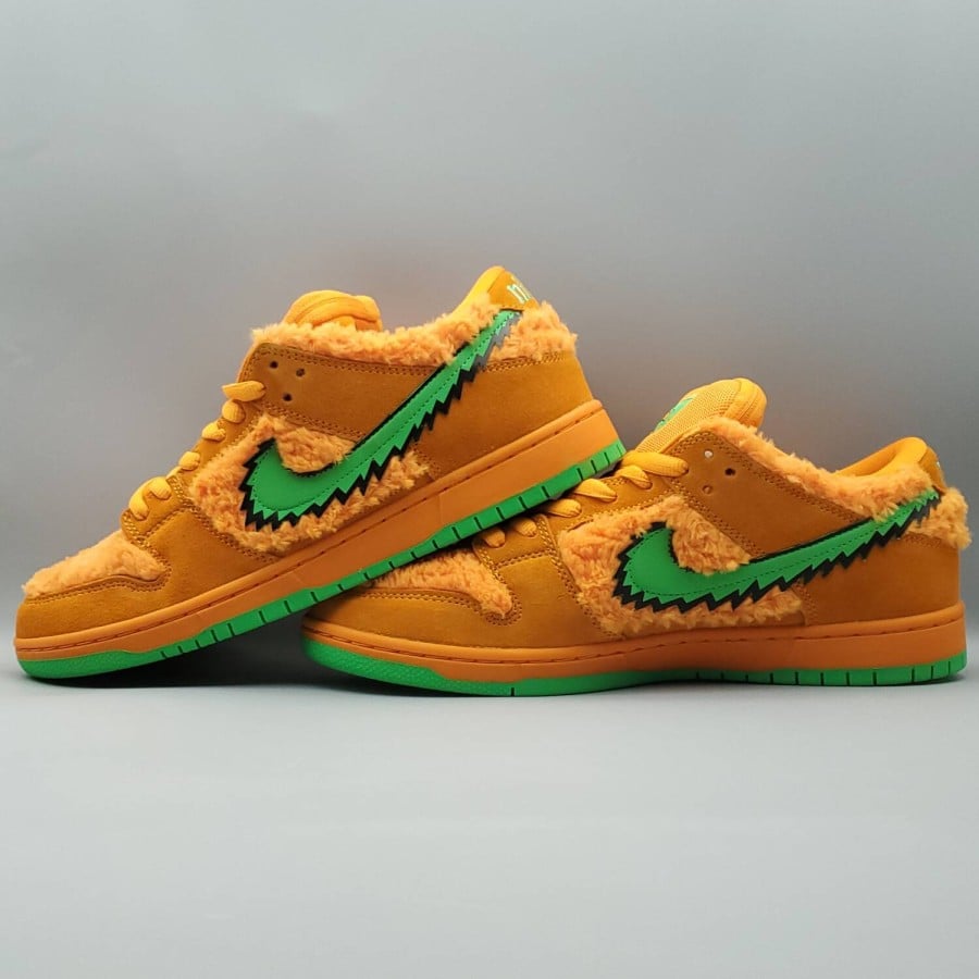 Grateful Dead x Dunk Low SB