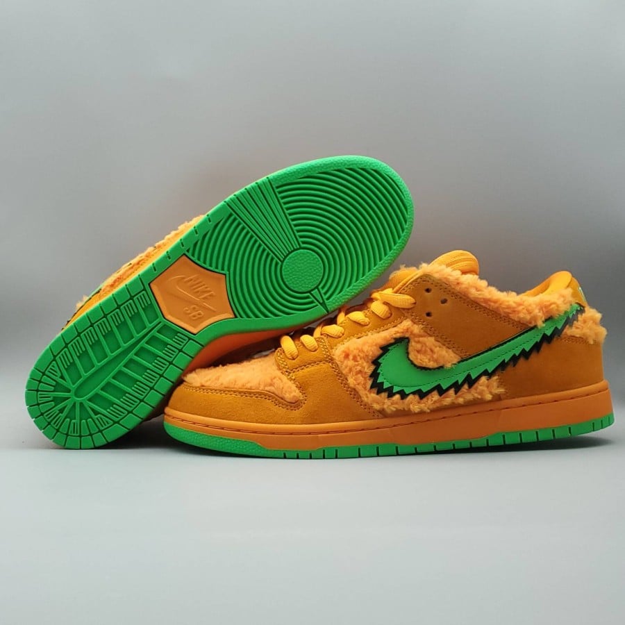 Grateful Dead x Dunk Low SB
