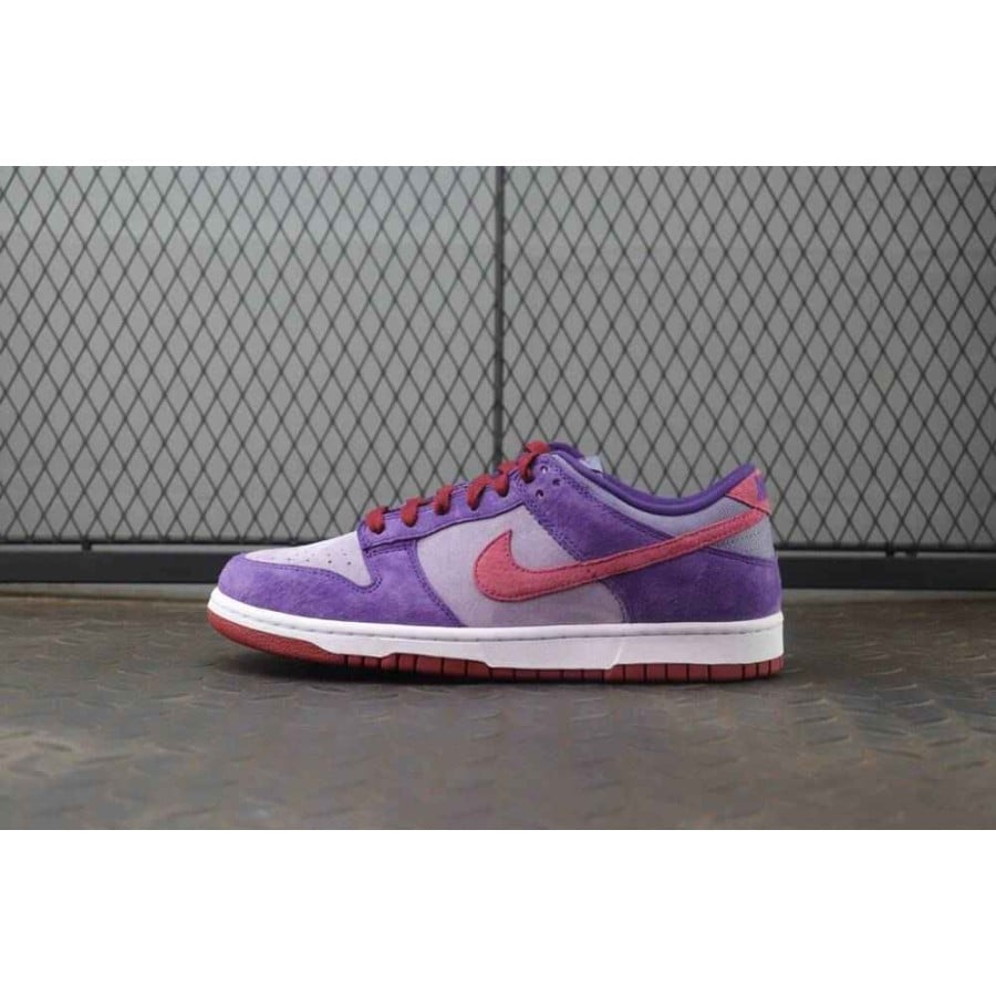 Dunk Low Retro Vol. 1 SP 