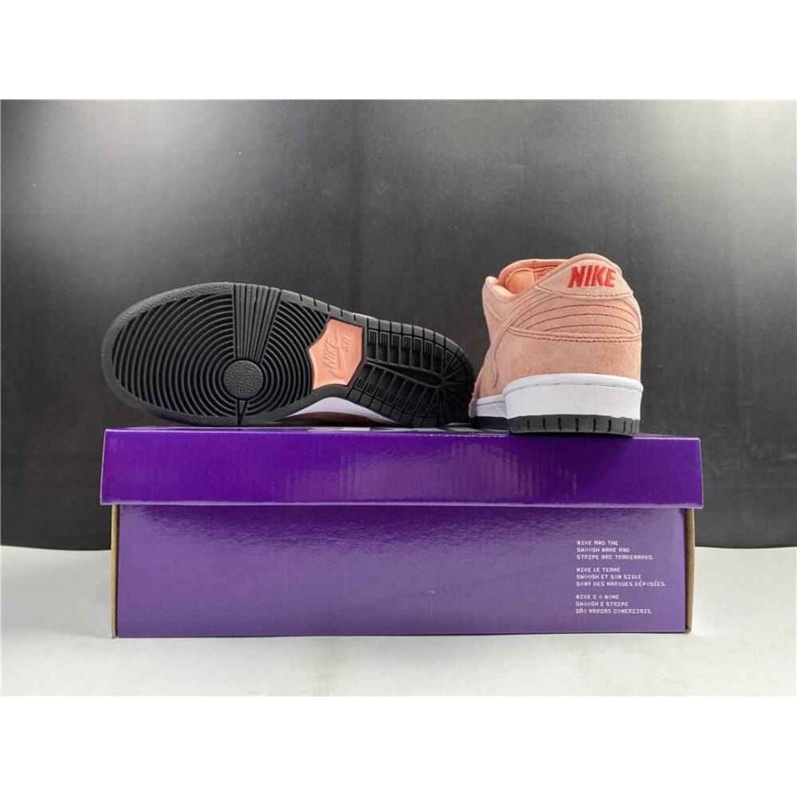 Dunk Low SB