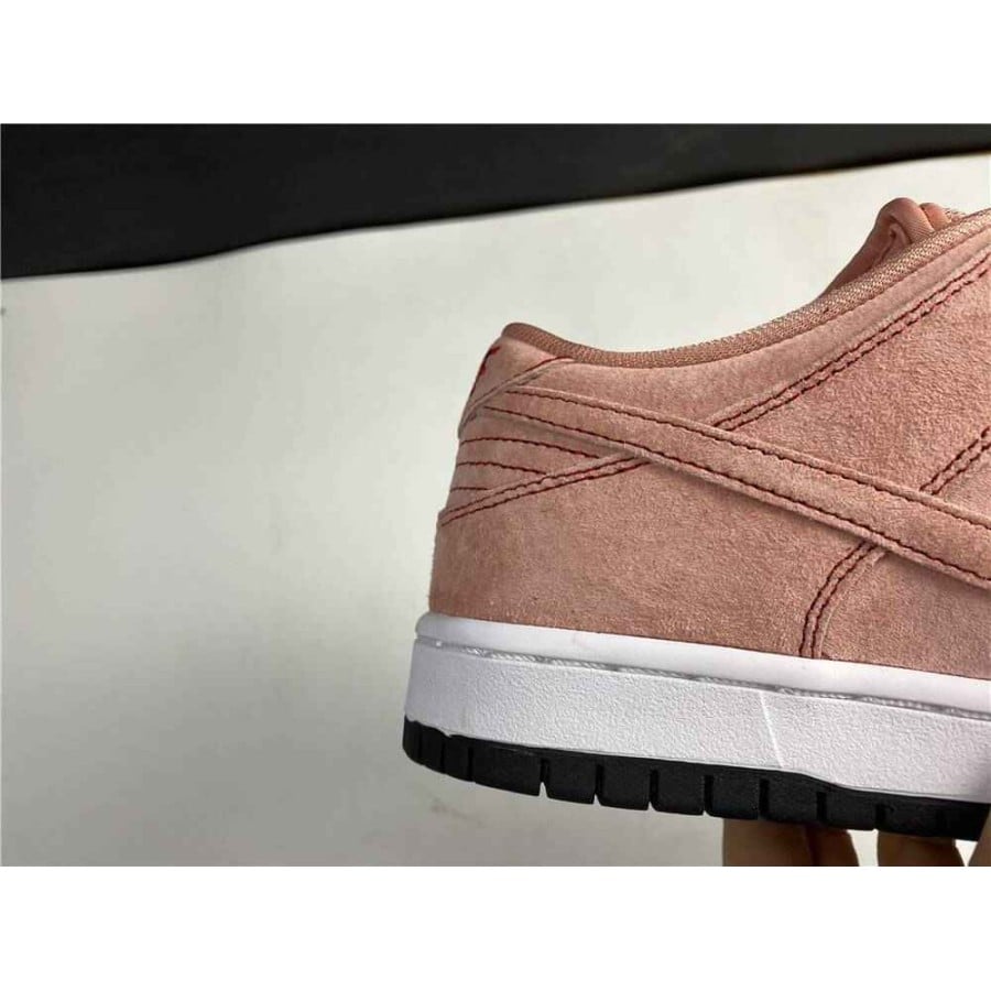 Dunk Low SB
