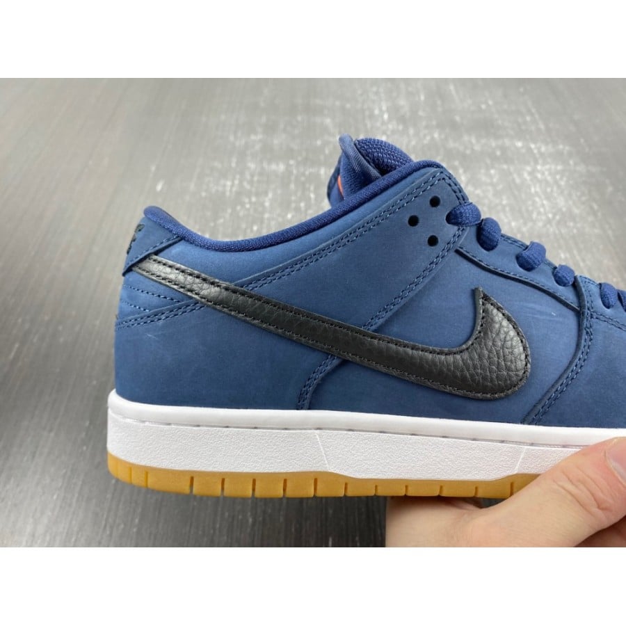Dunk Low Pro ISO SB