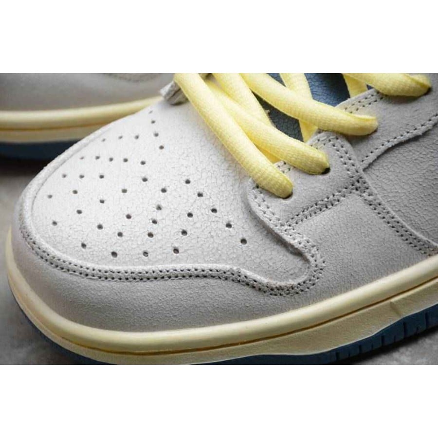 Atlas x Dunk High SB