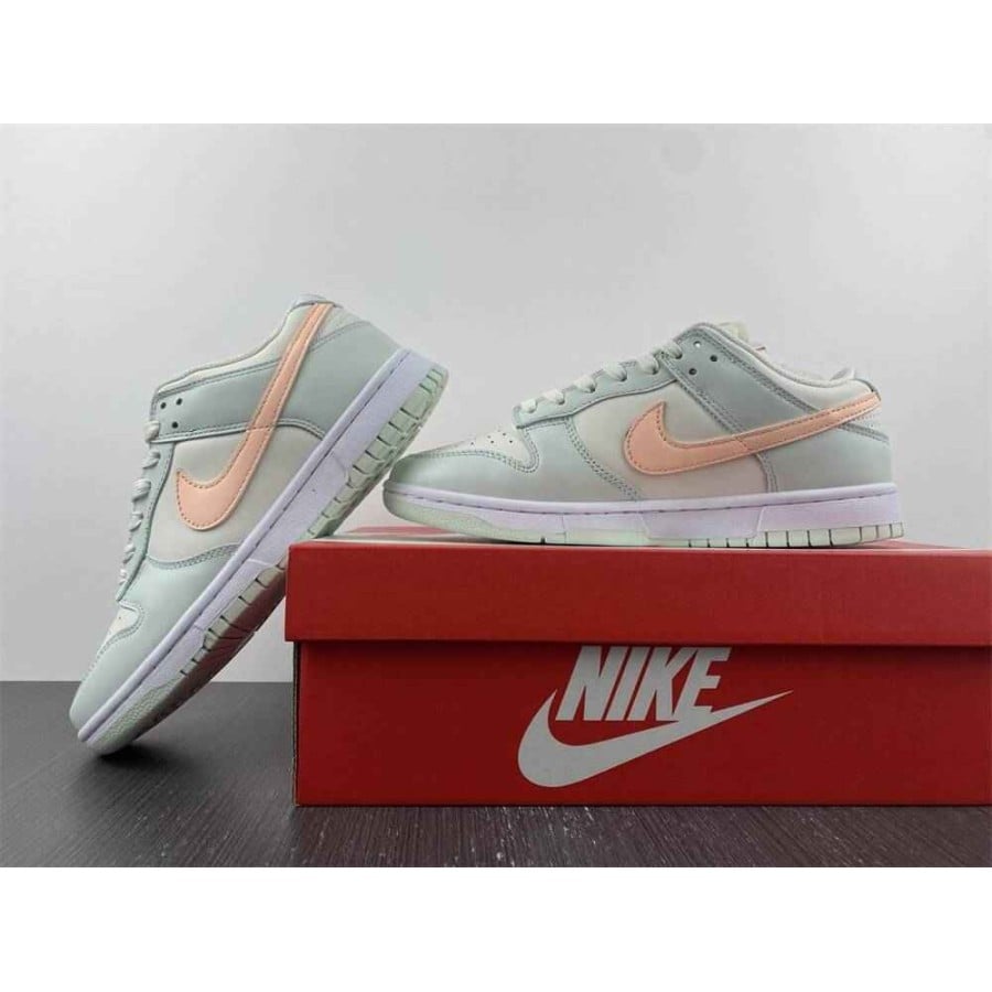 Wmns Dunk Low