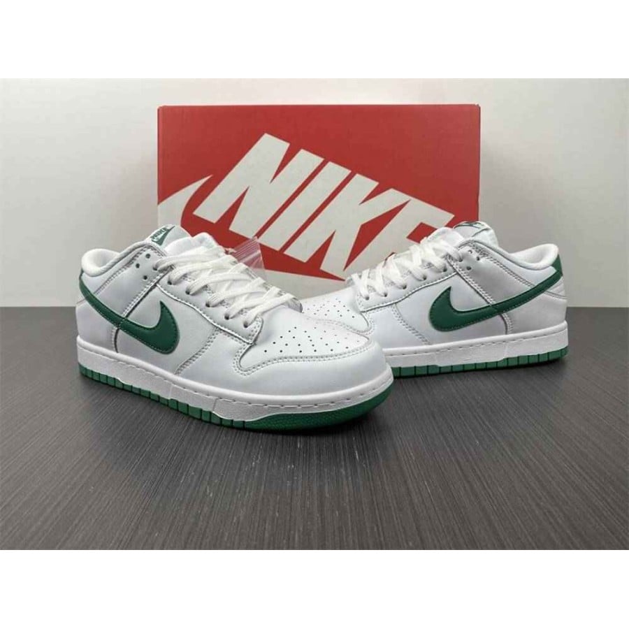 Wmns Dunk Low