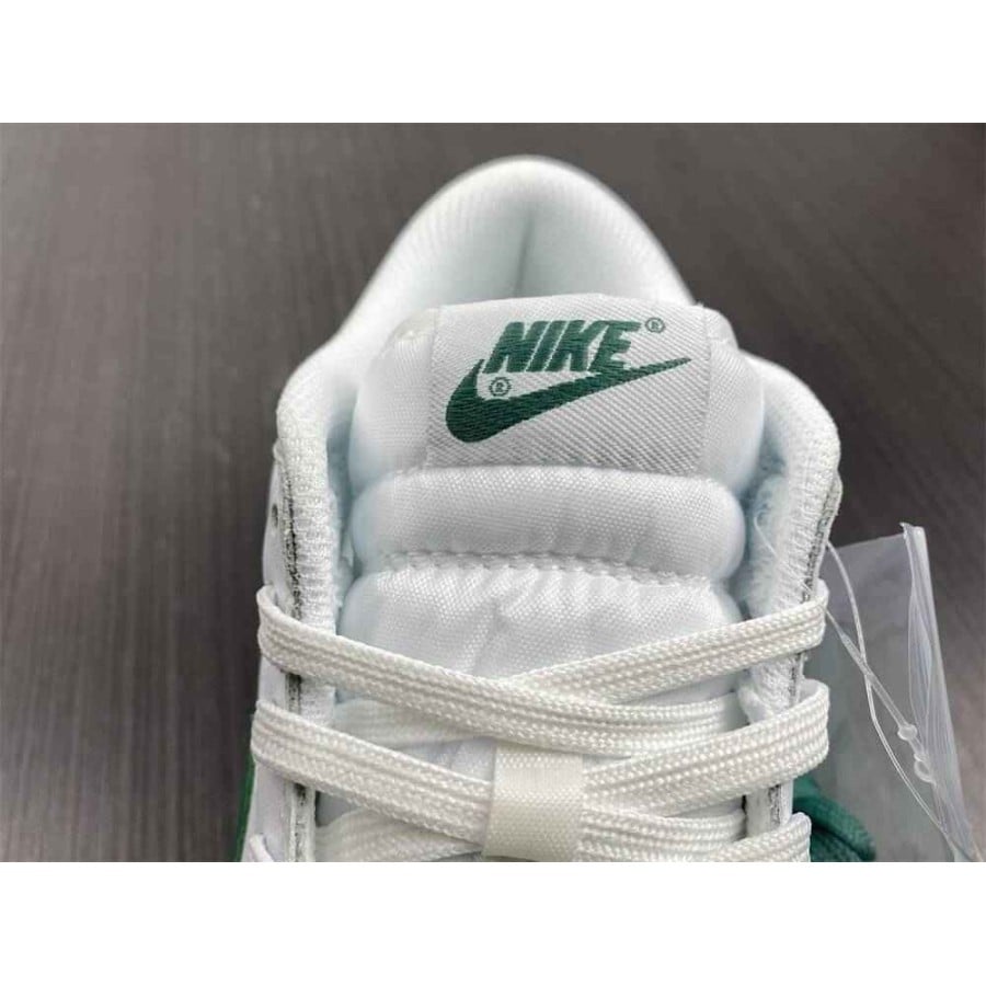 Wmns Dunk Low