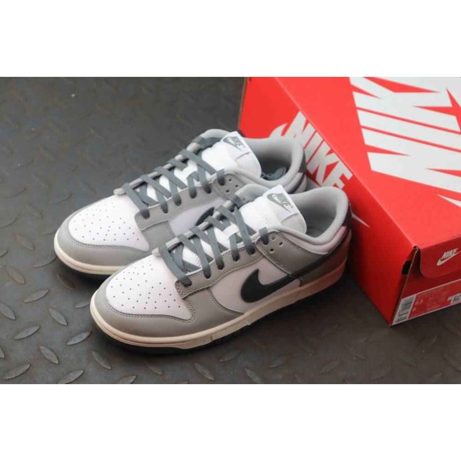 Wmns Dunk Low