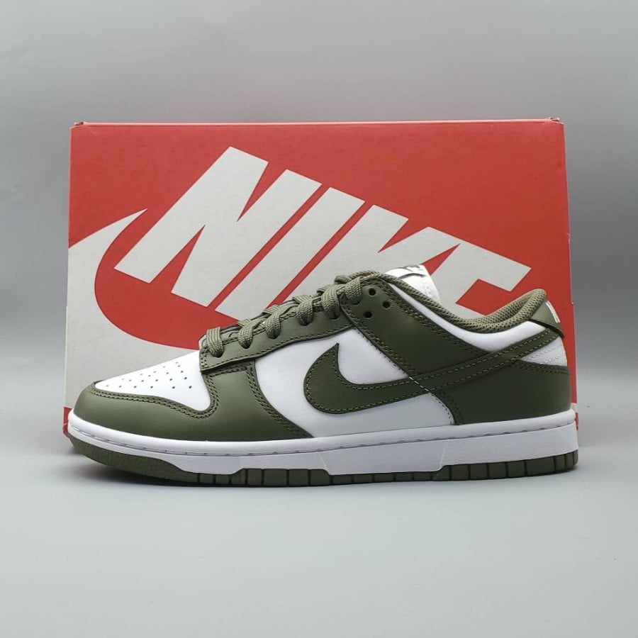 Wmns Dunk Low