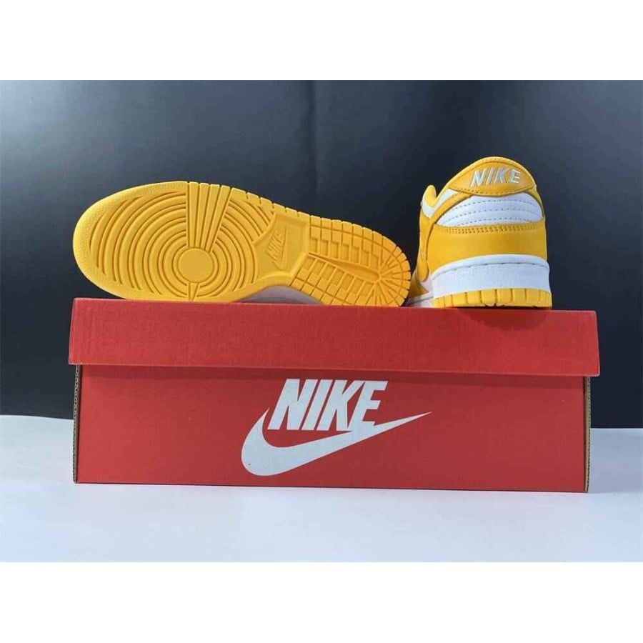 Wmns Dunk Low