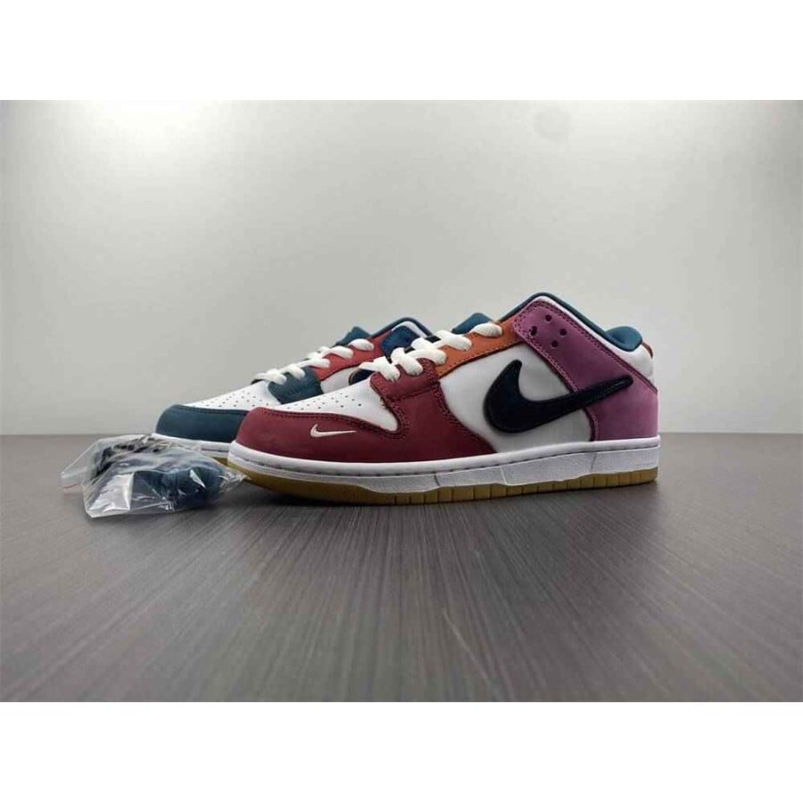 Parra x Dunk Low SB