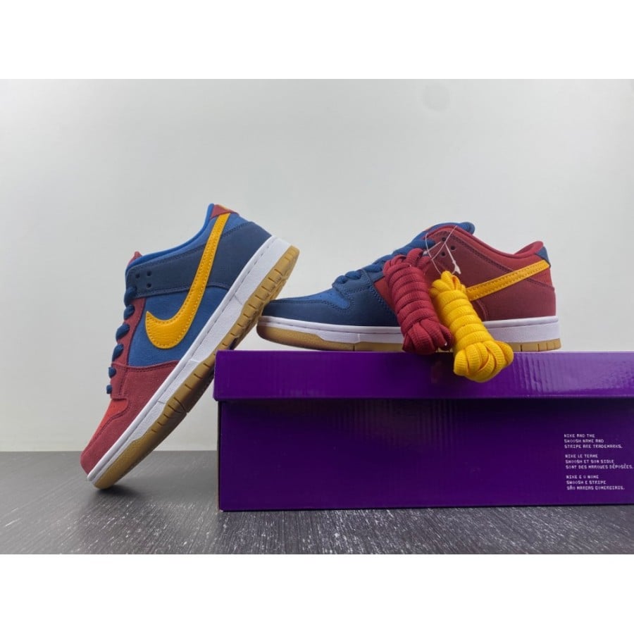 Dunk Low SB