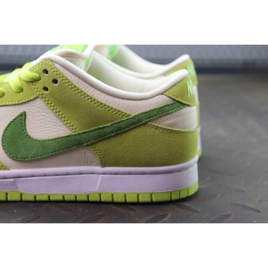 Dunk Low Pro SB