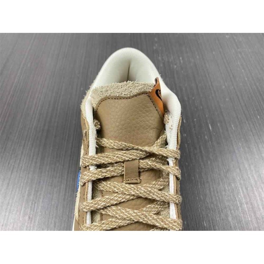 size? x Dunk Low