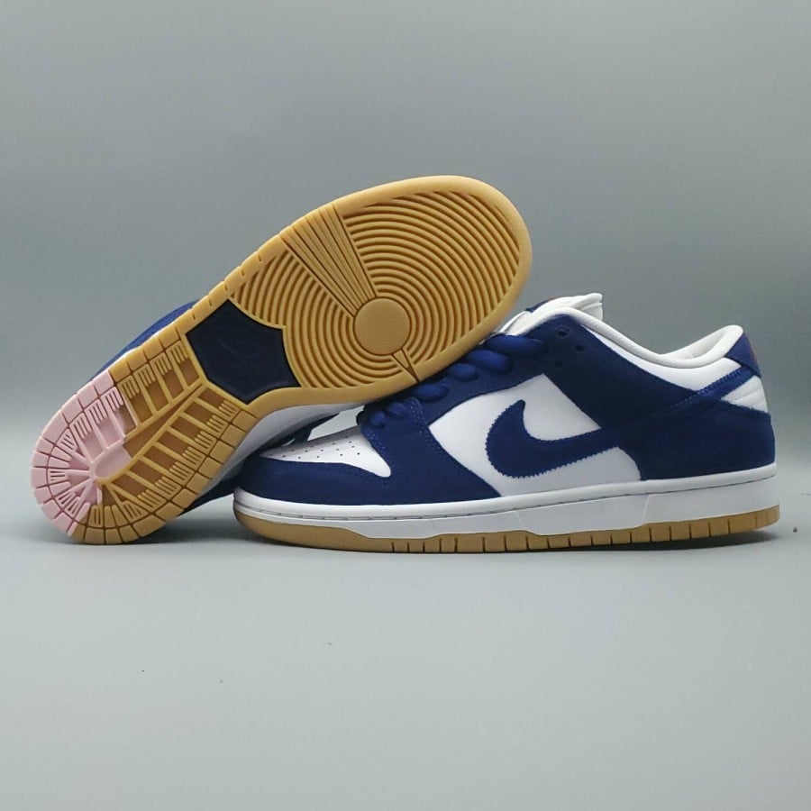 Dunk Low SB