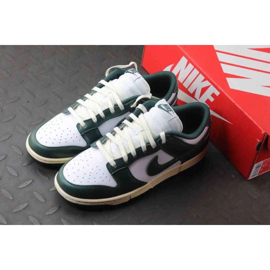 Wmns Dunk Low