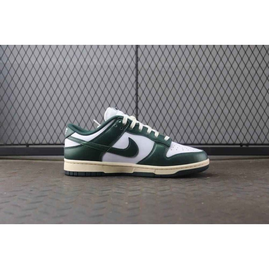 Wmns Dunk Low