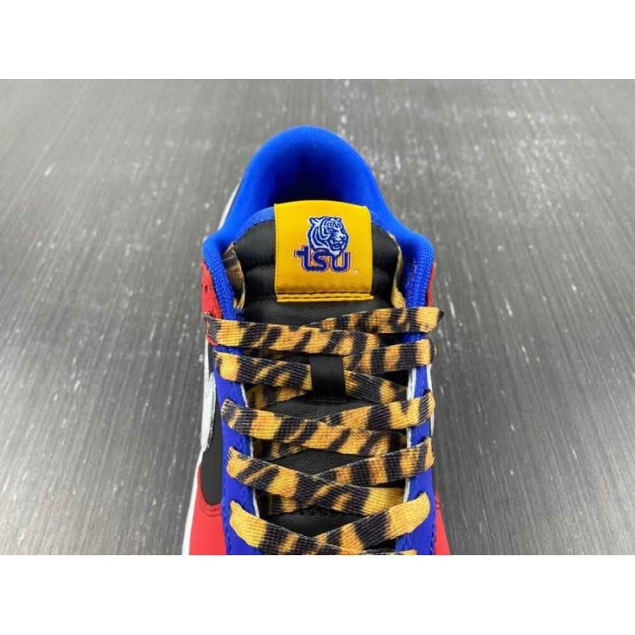 Tennessee State University x Dunk Low