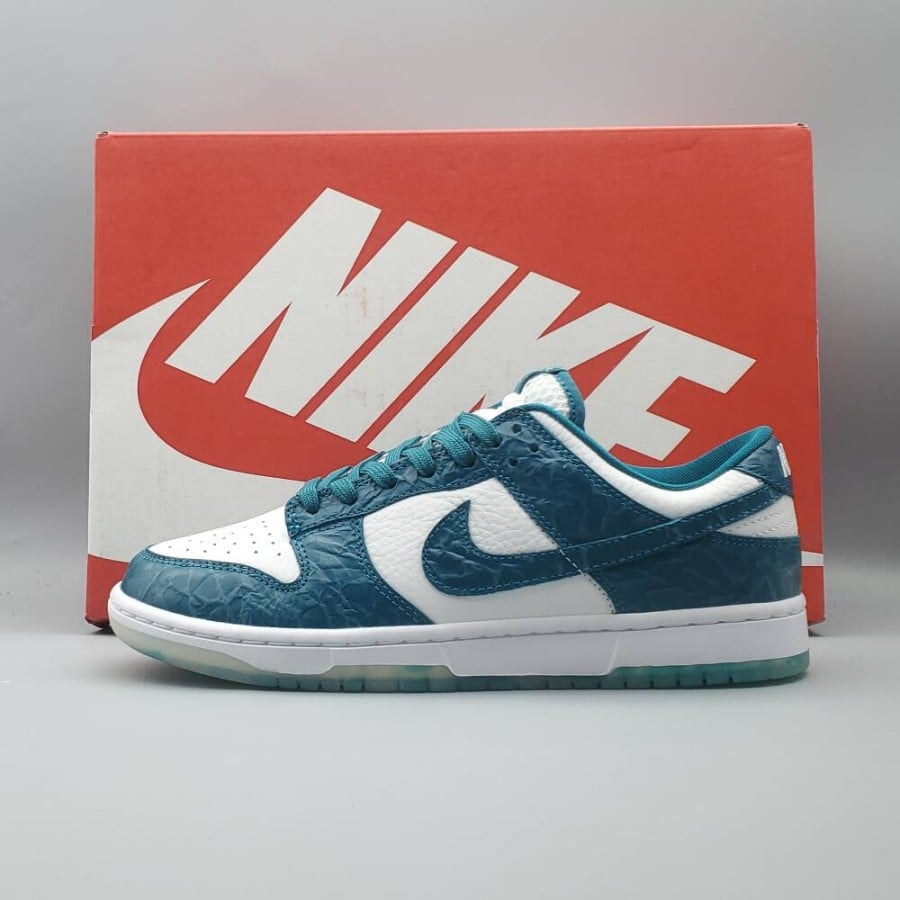 Wmns Dunk Low