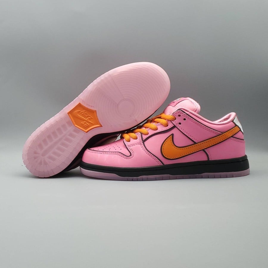 The Powerpuff Girls x Dunk Low Pro SB QS
