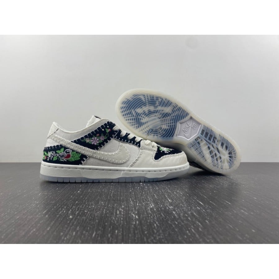 Dunk Low Decon SB