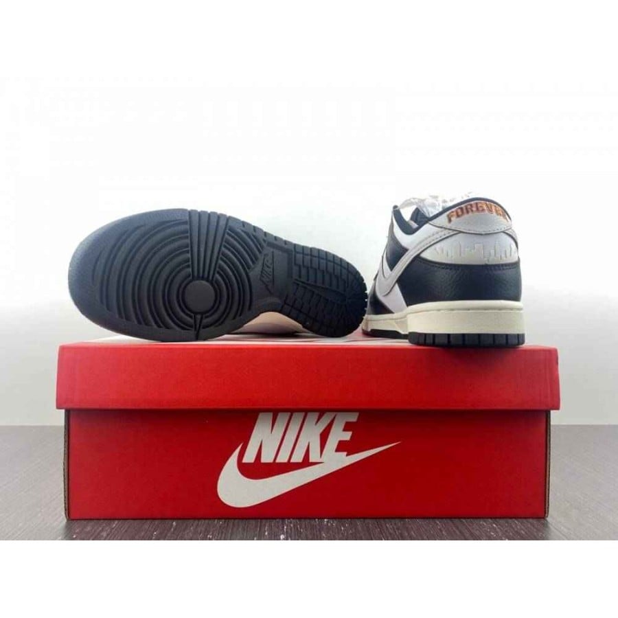 HUF x Dunk Low SB
