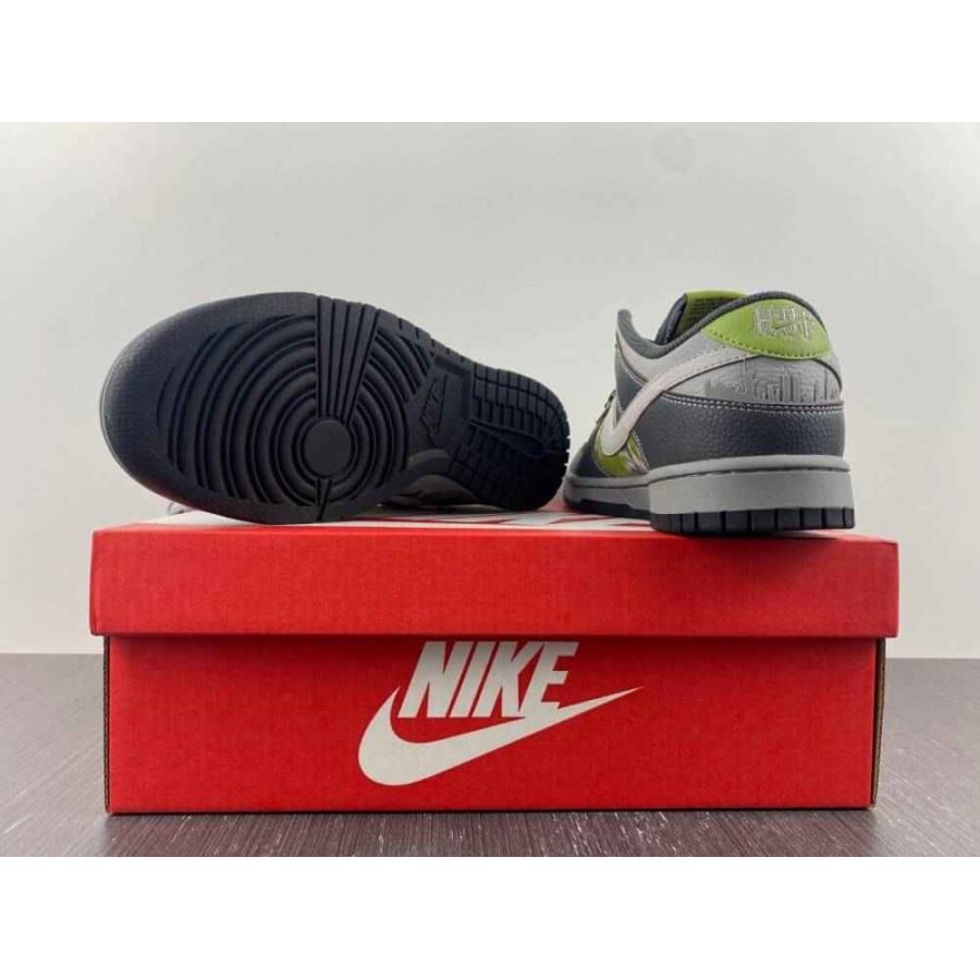 HUF x Dunk Low SB