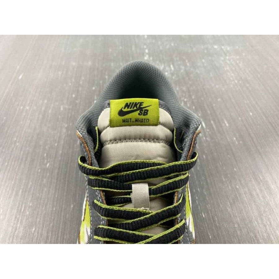 HUF x Dunk Low SB