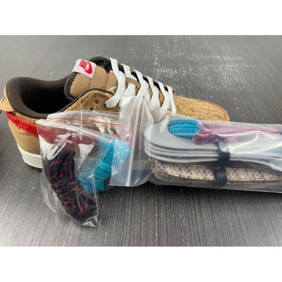 CLOT x Dunk Low SP