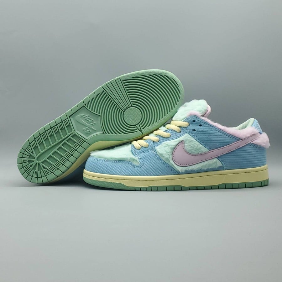 Verdy x Dunk Low SB