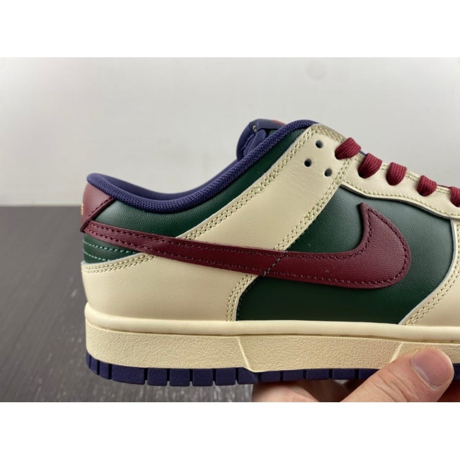 Dunk Low