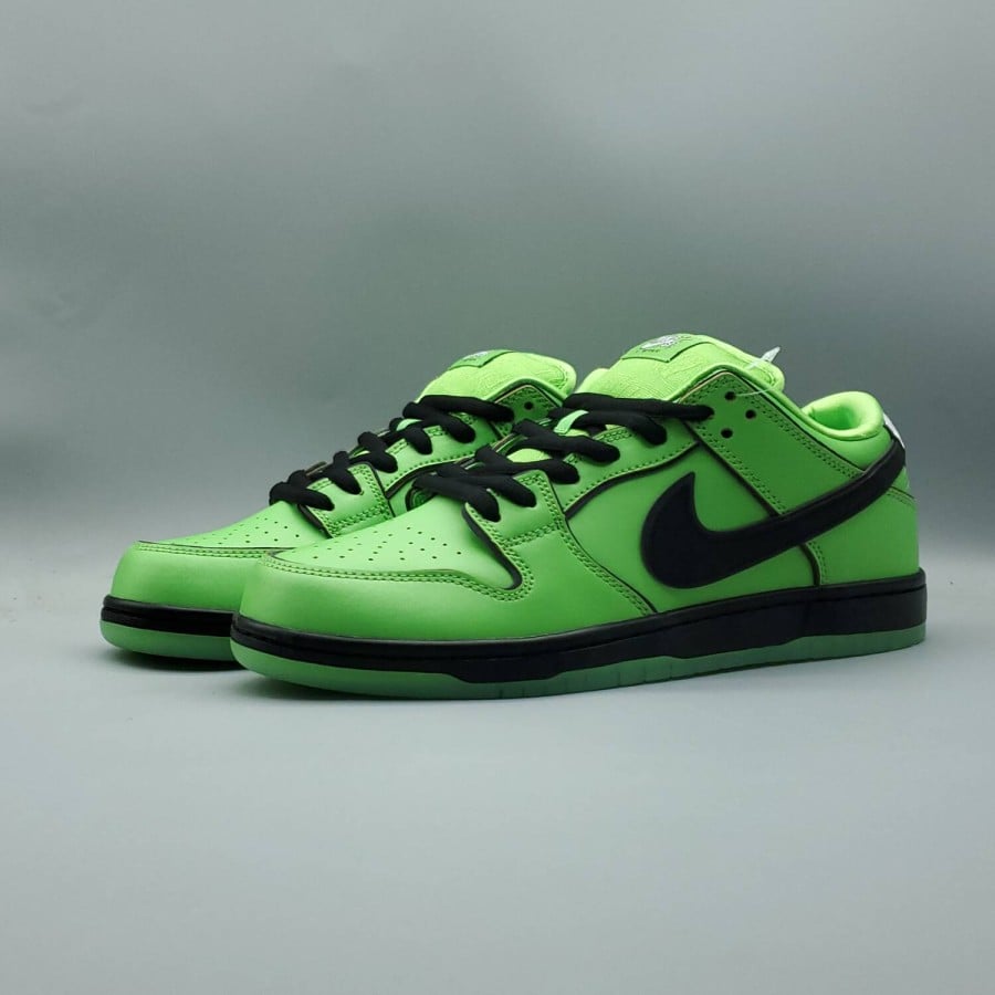 The Powerpuff Girls x Dunk Low Pro SB QS