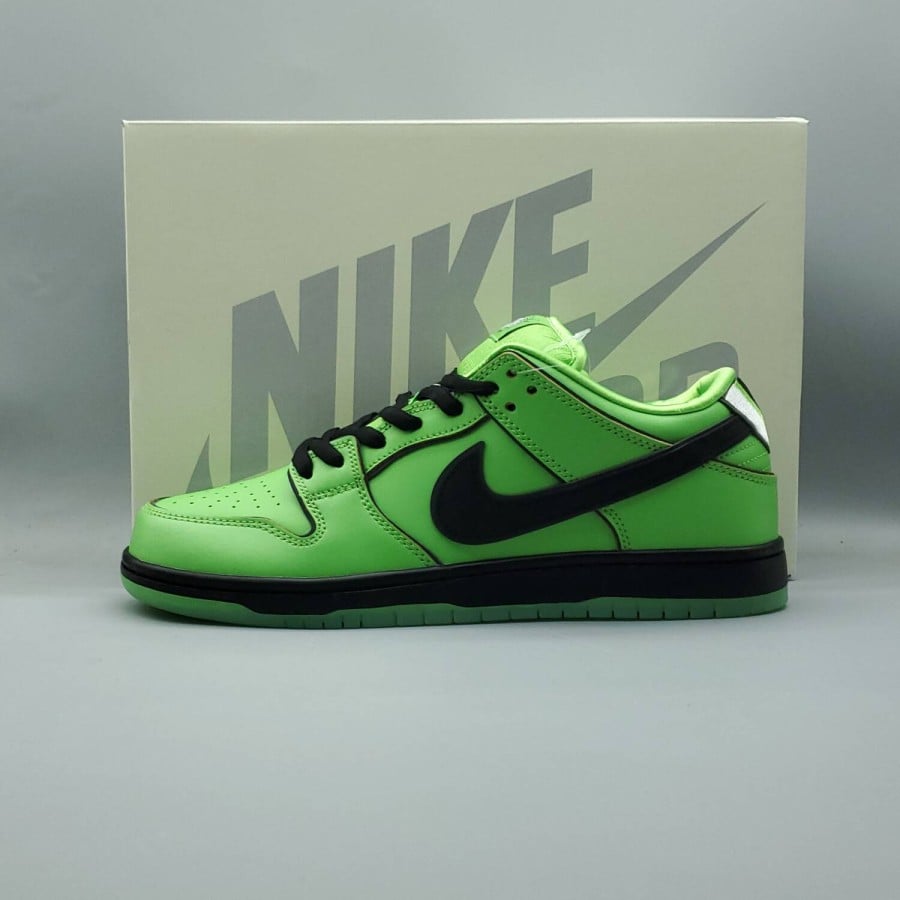 The Powerpuff Girls x Dunk Low Pro SB QS
