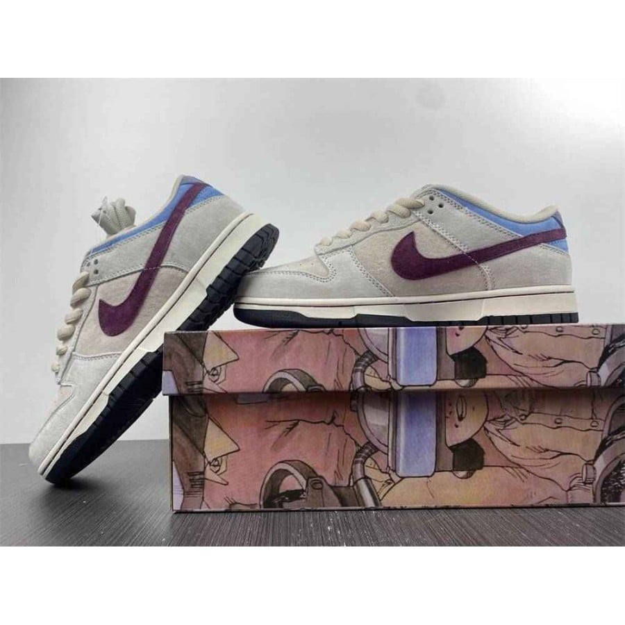 Otomo Katsuhiro x Nike SB Dunk Low