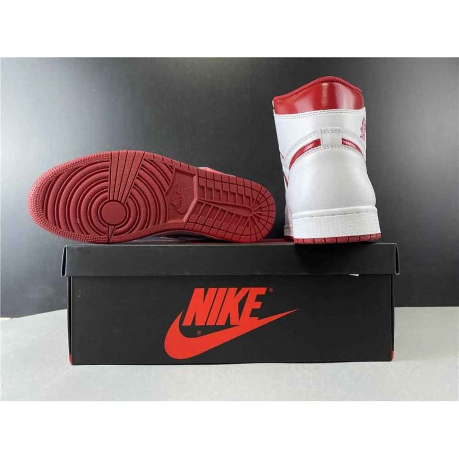 Air Jordan 1 Retro High OG