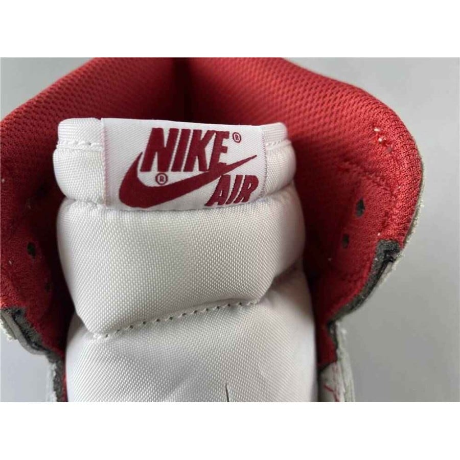 Air Jordan 1 Retro High OG