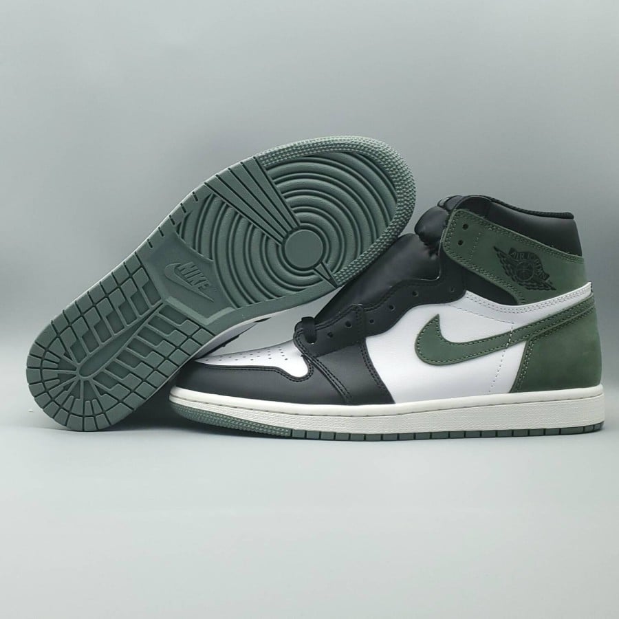 Air Jordan 1 Retro High OG