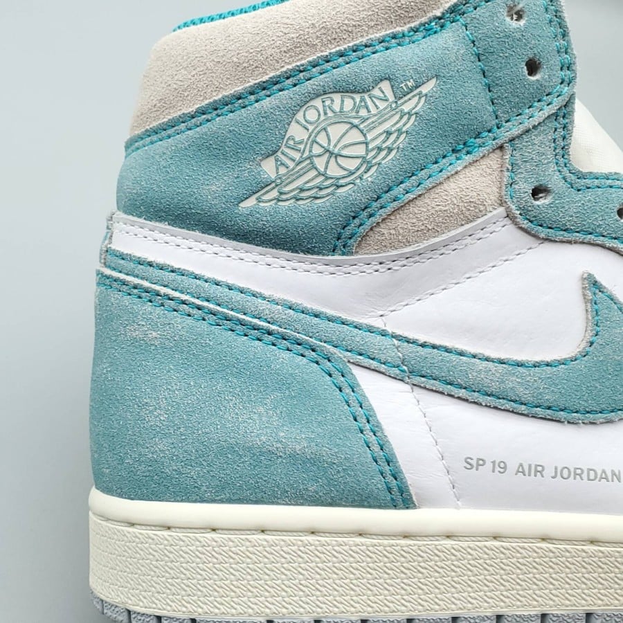 Air Jordan 1 Retro High OG 