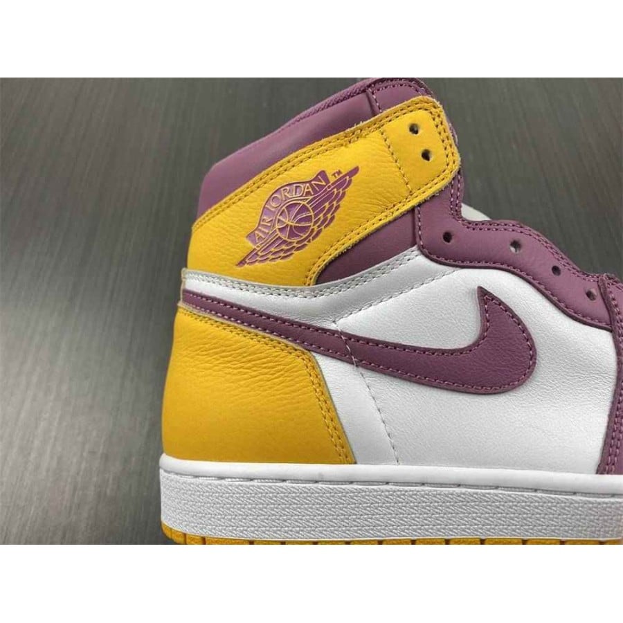 Air Jordan 1 High Retro OG